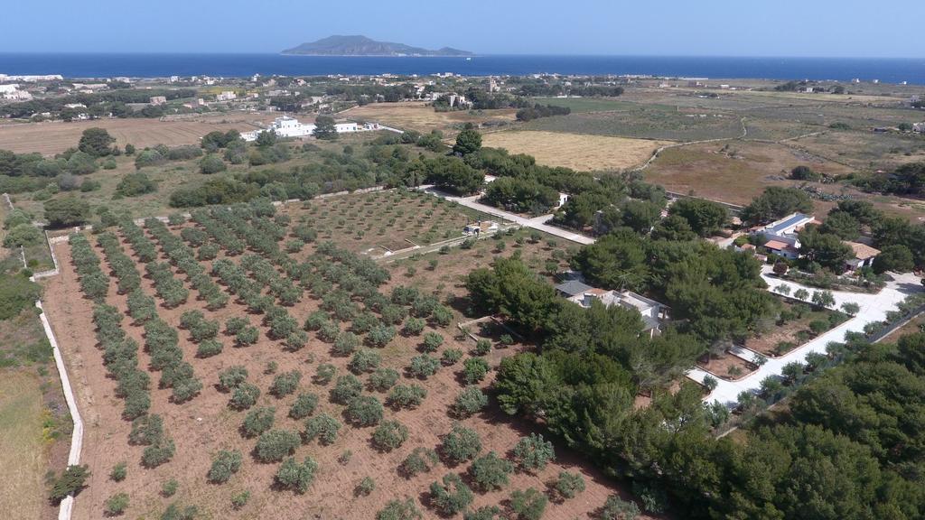 Appartamenti In Villa Senia Favignana Bagian luar foto
