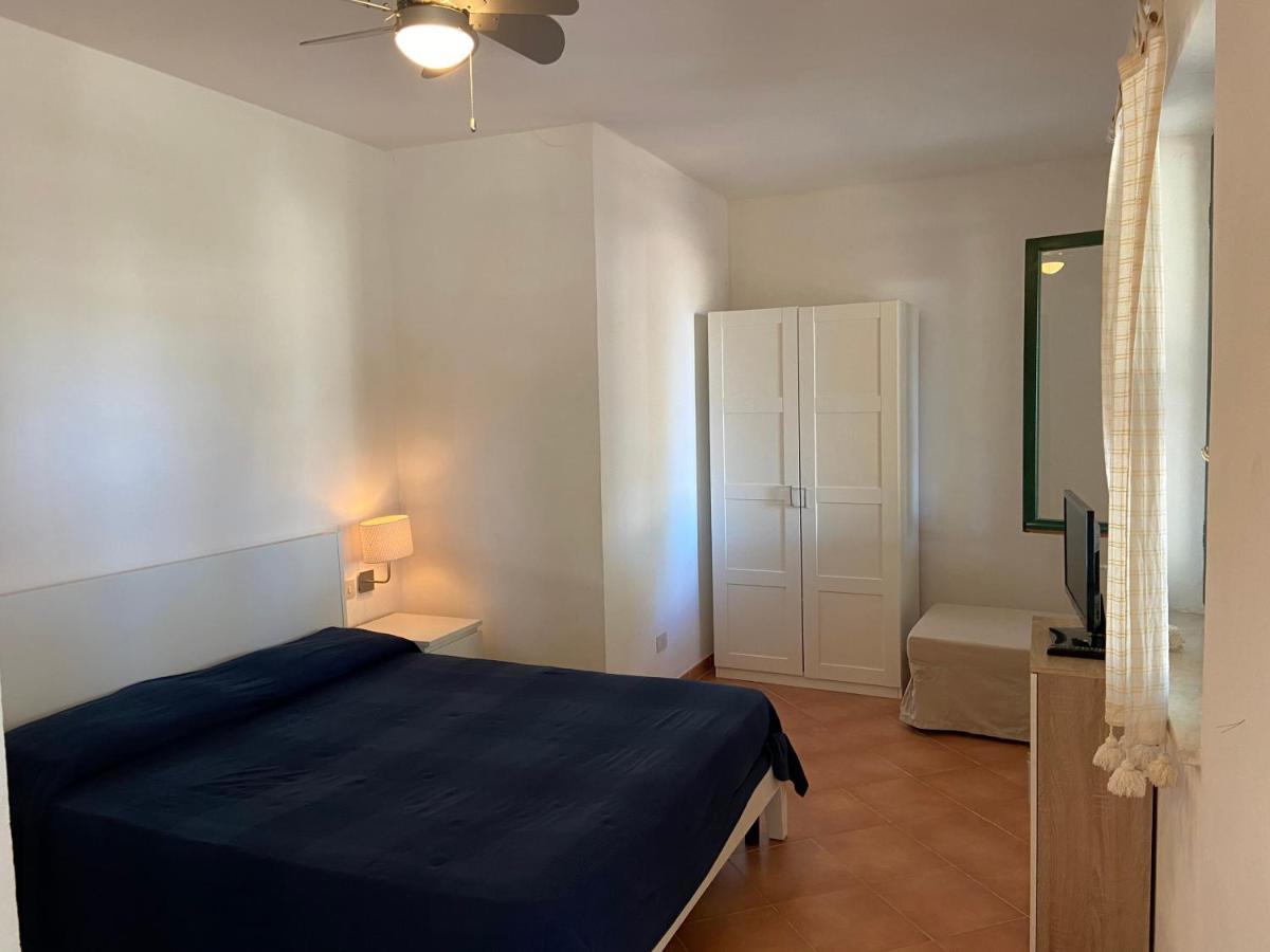 Appartamenti In Villa Senia Favignana Bagian luar foto